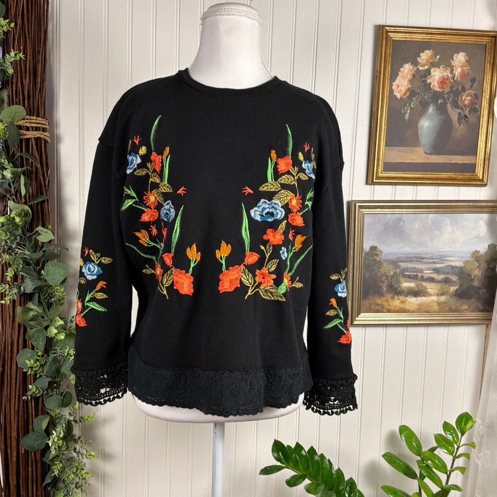 Philosophy Republic Clothing Sweatshirt Womens XS Black Excellent‎ Floral Lace